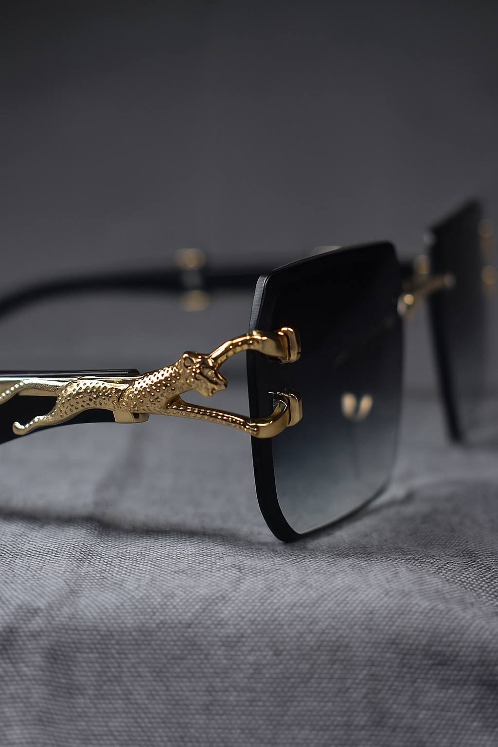 Luxury Frameless Sunglasses for Modern Style